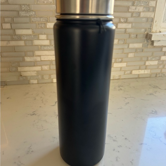 ALO Yoga Black Water Bottle